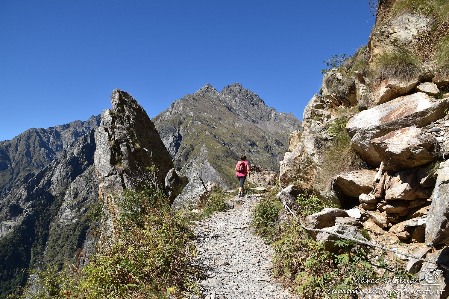 032 Valbondione - Rifugio Curò - Rifugio Barbellino.JPG